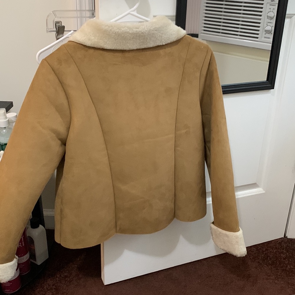 Jacket - Picture 4 of 4
